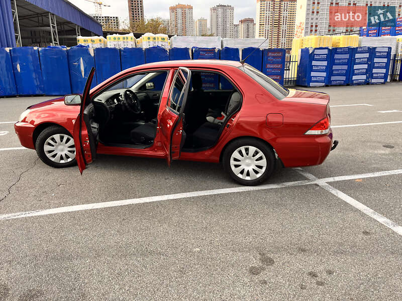 Седан Mitsubishi Lancer 2007 в Києві