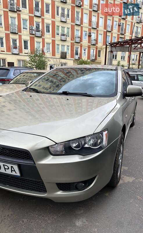 Седан Mitsubishi Lancer 2008 в Києві