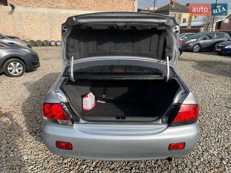 Седан Mitsubishi Lancer 2009 в Коломиї