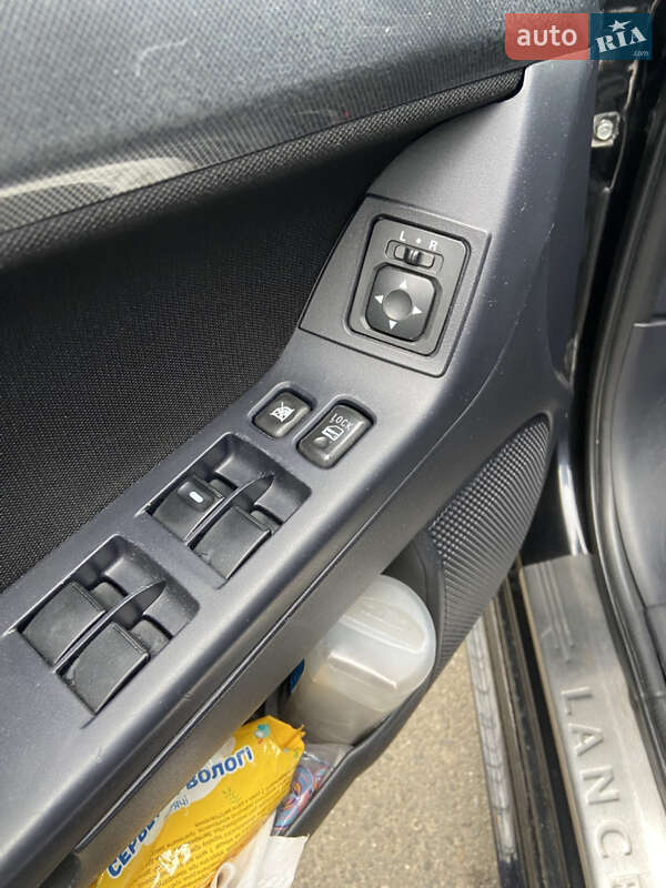 Седан Mitsubishi Lancer 2007 в Києві