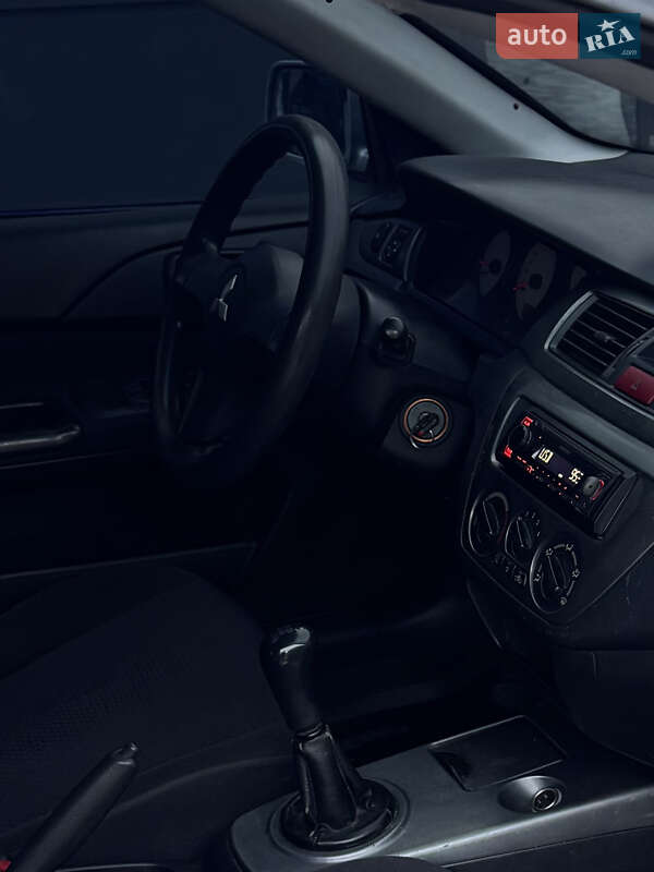Седан Mitsubishi Lancer 2006 в Киеве фото 9 Седан Mitsubishi Lancer 2006 в Киеве