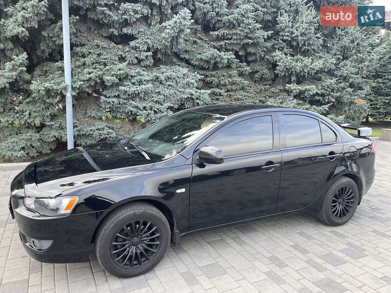 Седан Mitsubishi Lancer 2008 в Днепре
