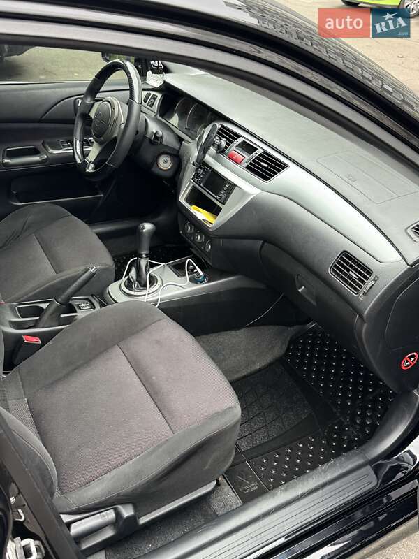 Седан Mitsubishi Lancer 2007 в Києві