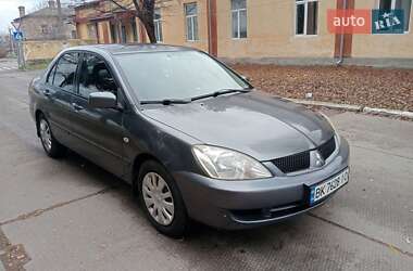 Седан Mitsubishi Lancer 2008 в Остроге