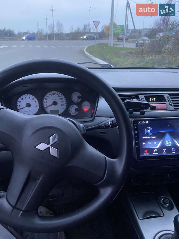 Седан Mitsubishi Lancer 2007 в Павлограде