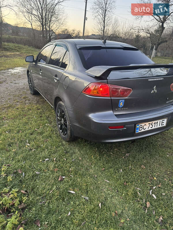 Седан Mitsubishi Lancer 2008 в Бориславі