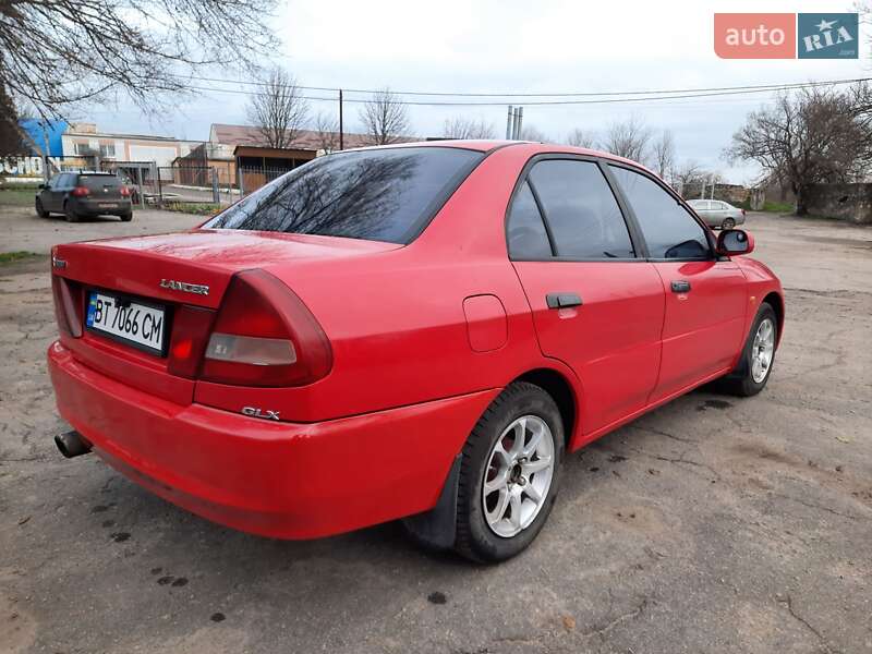 Седан Mitsubishi Lancer 1996 в Братському