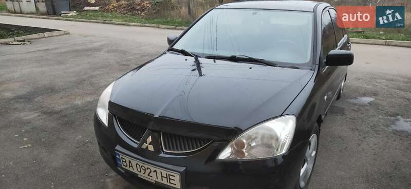 Седан Mitsubishi Lancer 2004 в Новгородці фото 2 Седан Mitsubishi Lancer 2004 в Новгородці