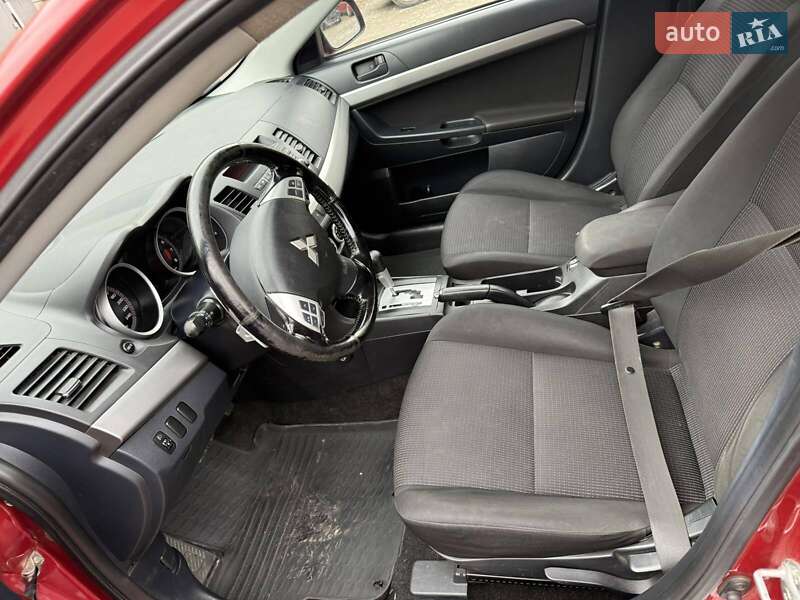 Хэтчбек Mitsubishi Lancer 2009 в Харькове