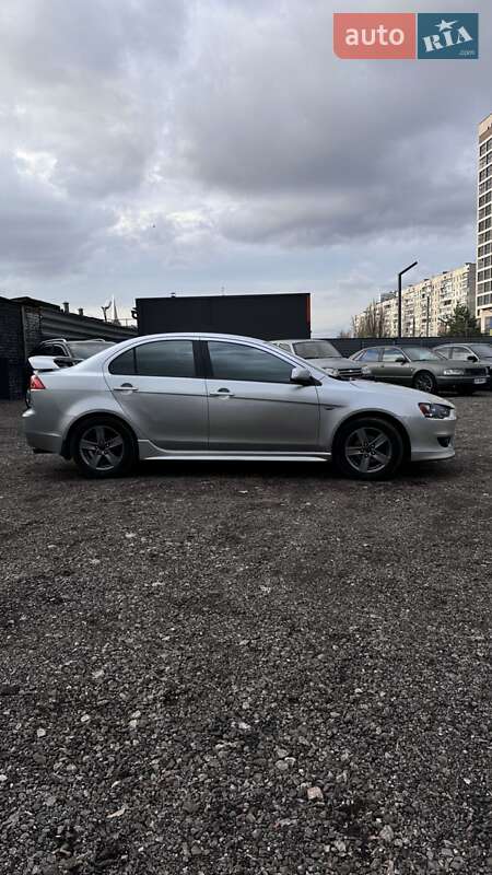 Седан Mitsubishi Lancer 2008 в Харькове