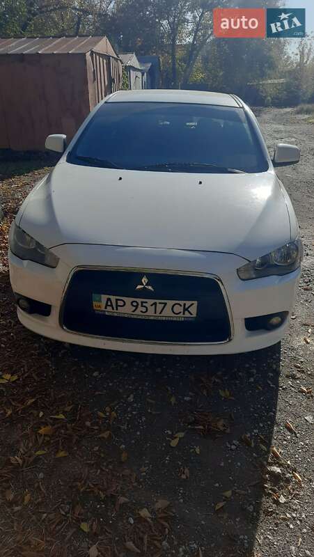 Mitsubishi Lancer 2013