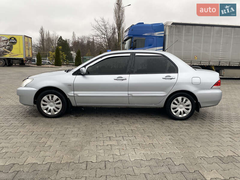 Седан Mitsubishi Lancer 2009 в Кременчуге