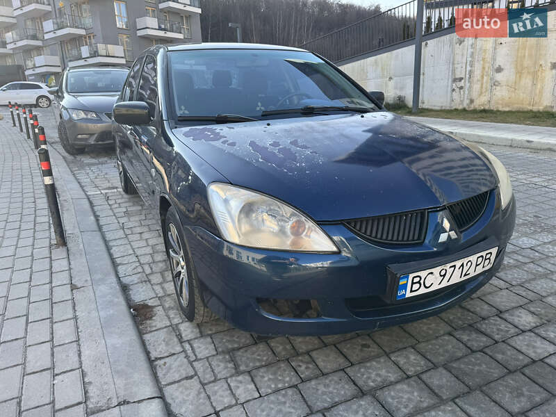Седан Mitsubishi Lancer 2003 в Львові фото 9 Седан Mitsubishi Lancer 2003 в Львові