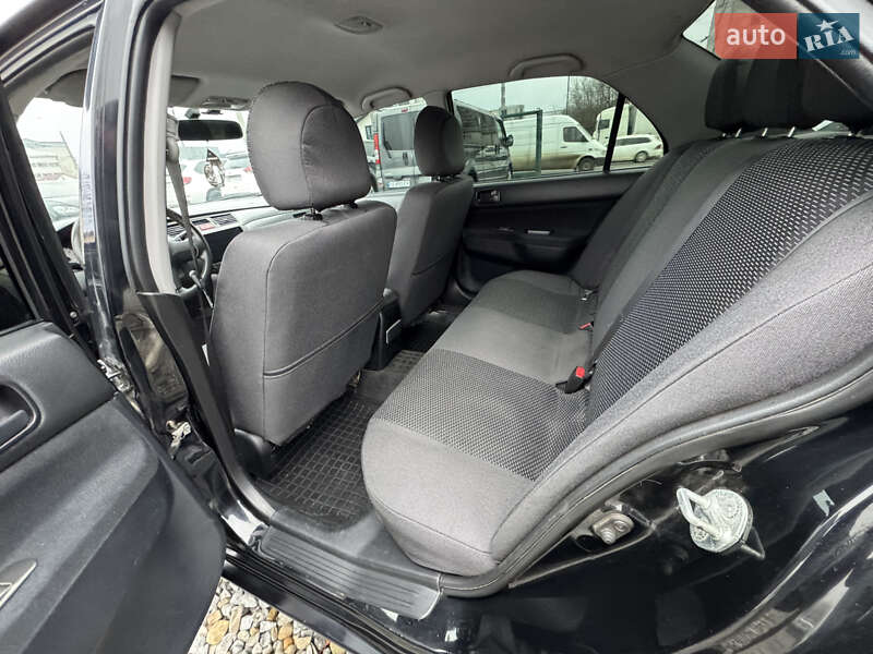 Седан Mitsubishi Lancer 2008 в Черновцах