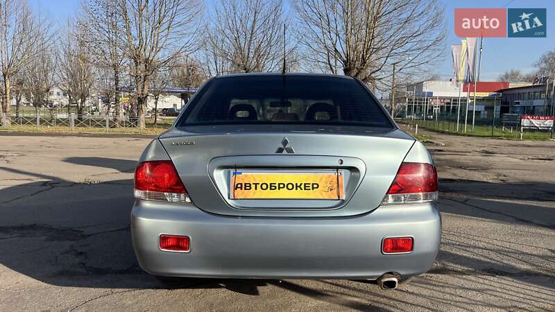 Седан Mitsubishi Lancer 2009 в Николаеве