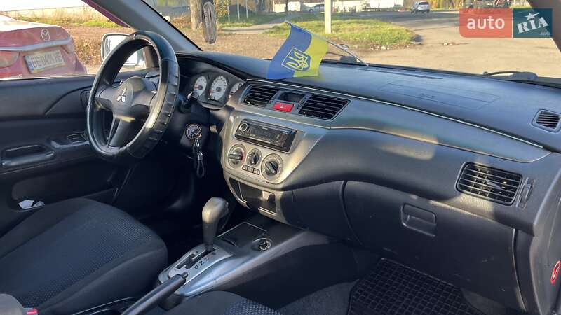 Седан Mitsubishi Lancer 2009 в Николаеве