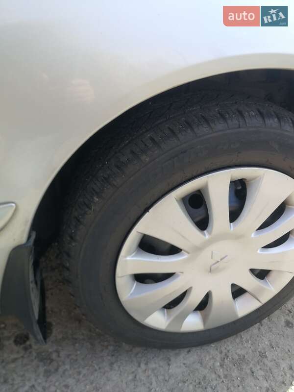 Седан Mitsubishi Lancer 2007 в Покрові