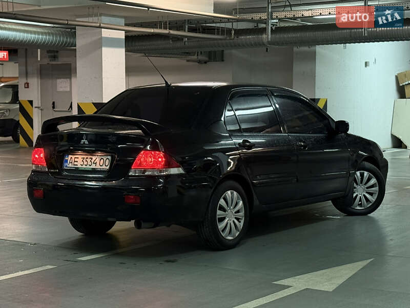 Седан Mitsubishi Lancer 2008 в Днепре
