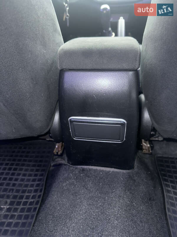 Седан Mitsubishi Lancer 2007 в Киеве