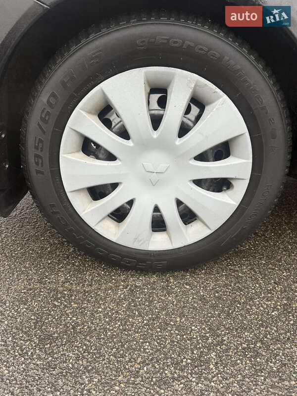 Седан Mitsubishi Lancer 2007 в Киеве