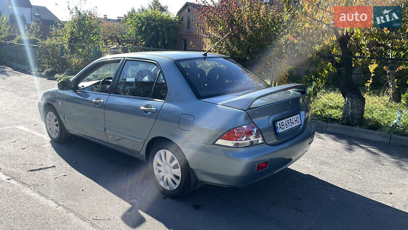 Седан Mitsubishi Lancer 2008 в Виннице