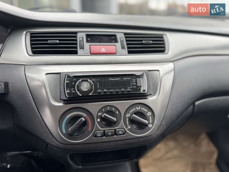 Седан Mitsubishi Lancer 2009 в Дніпрі