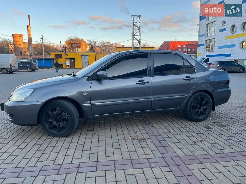 Седан Mitsubishi Lancer 2006 в Хмельницькому фото 4 Седан Mitsubishi Lancer 2006 в Хмельницькому