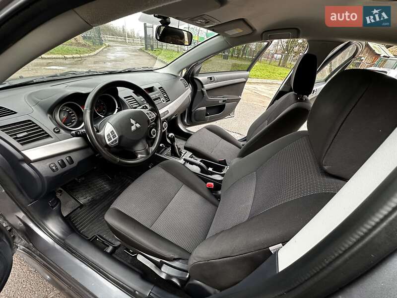 Хетчбек Mitsubishi Lancer 2009 в Києві