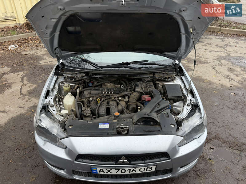 Седан Mitsubishi Lancer 2008 в Харькове фото 11 Седан Mitsubishi Lancer 2008 в Харькове