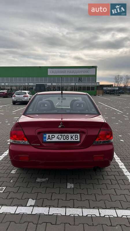 Седан Mitsubishi Lancer 2007 в Черновцах