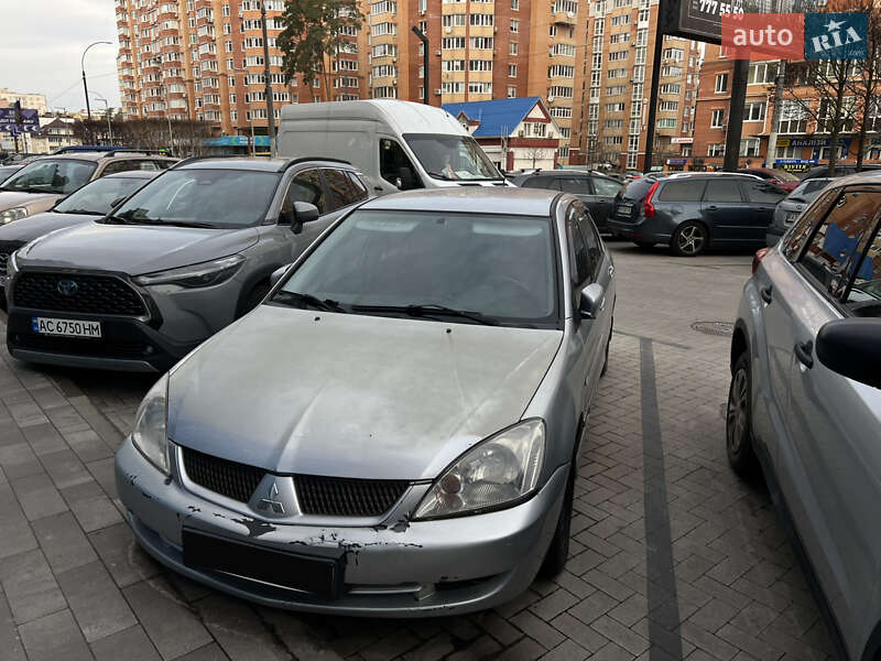 Седан Mitsubishi Lancer 2006 в Ирпене