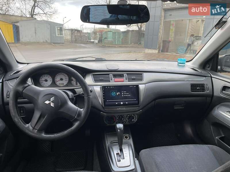 Седан Mitsubishi Lancer 2006 в Одесі