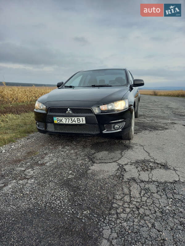 Седан Mitsubishi Lancer 2008 в Кременце
