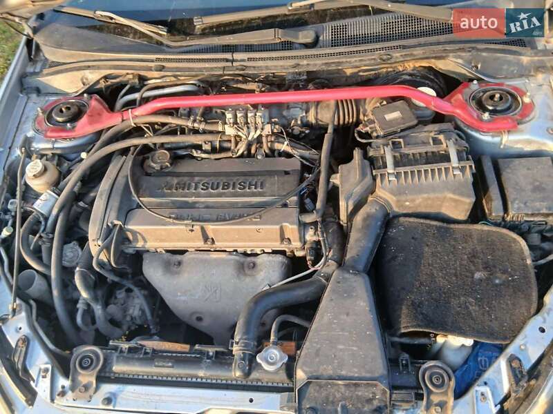 Седан Mitsubishi Lancer 2004 в Харкові