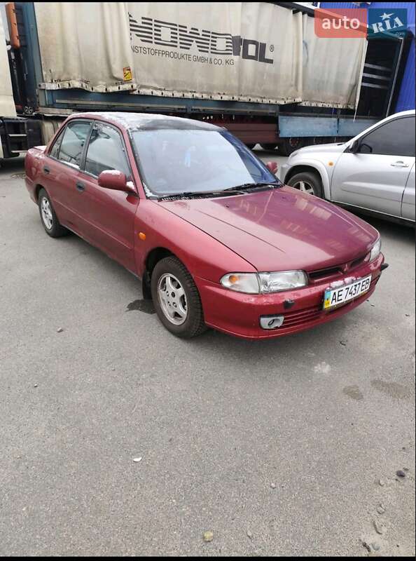 Седан Mitsubishi Lancer 1993 в Днепре фото 3 Седан Mitsubishi Lancer 1993 в Днепре