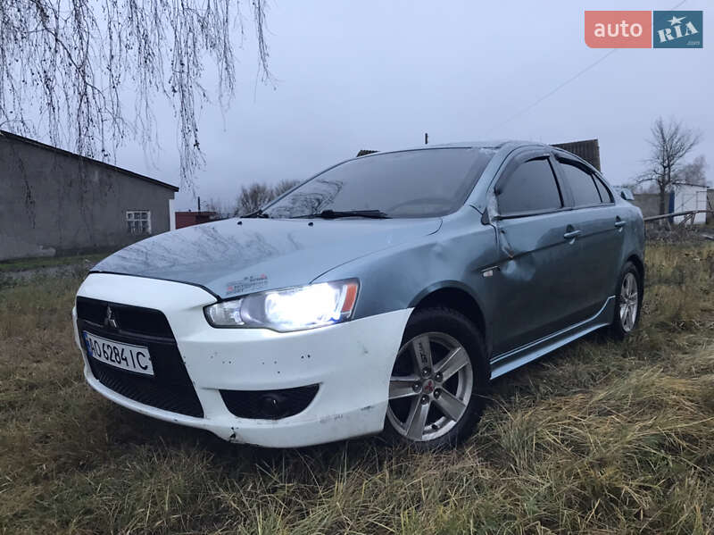 Седан Mitsubishi Lancer 2008 в Богодухіву