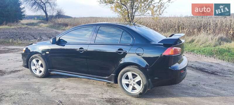 Седан Mitsubishi Lancer 2008 в Ичне