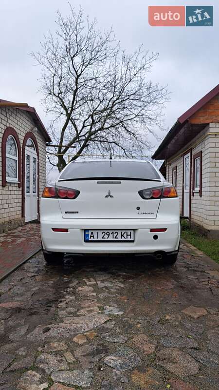Седан Mitsubishi Lancer 2011 в Семеновке