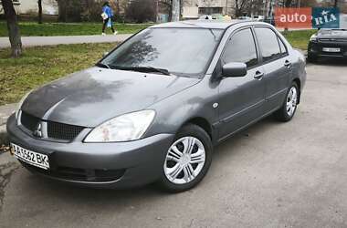 Седан Mitsubishi Lancer 2006 в Киеве