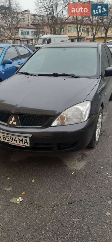 Седан Mitsubishi Lancer 2007 в Киеве