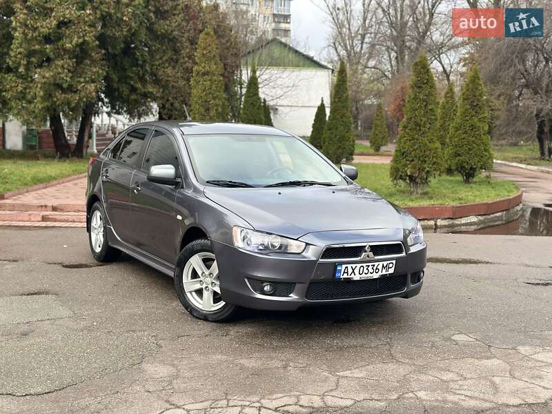 Хетчбек Mitsubishi Lancer 2009 в Києві