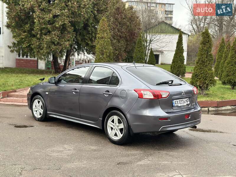 Хетчбек Mitsubishi Lancer 2009 в Києві