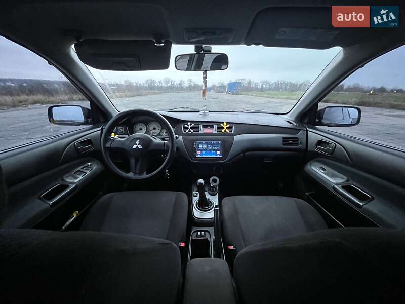 Седан Mitsubishi Lancer 2006 в Бару