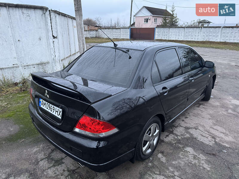 Седан Mitsubishi Lancer 2005 в Житомирі фото 10 Седан Mitsubishi Lancer 2005 в Житомирі