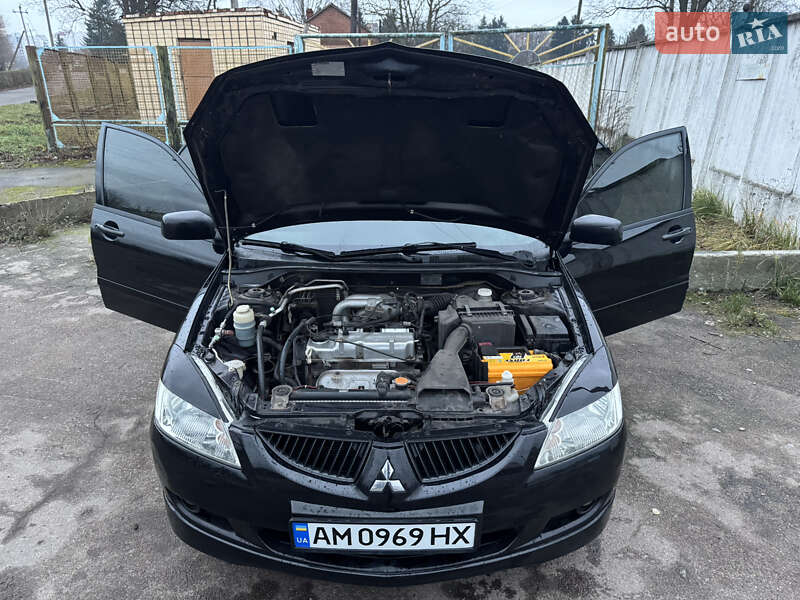 Седан Mitsubishi Lancer 2005 в Житомирі фото 21 Седан Mitsubishi Lancer 2005 в Житомирі
