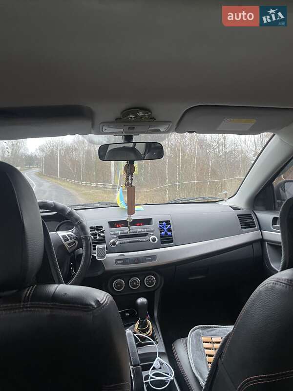 Хетчбек Mitsubishi Lancer 2008 в Олевську