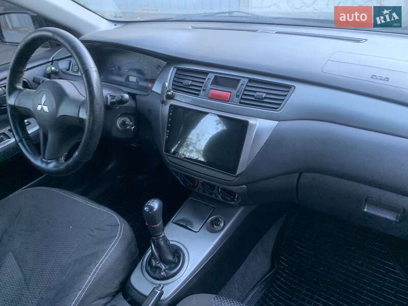 Седан Mitsubishi Lancer 2007 в Днепре