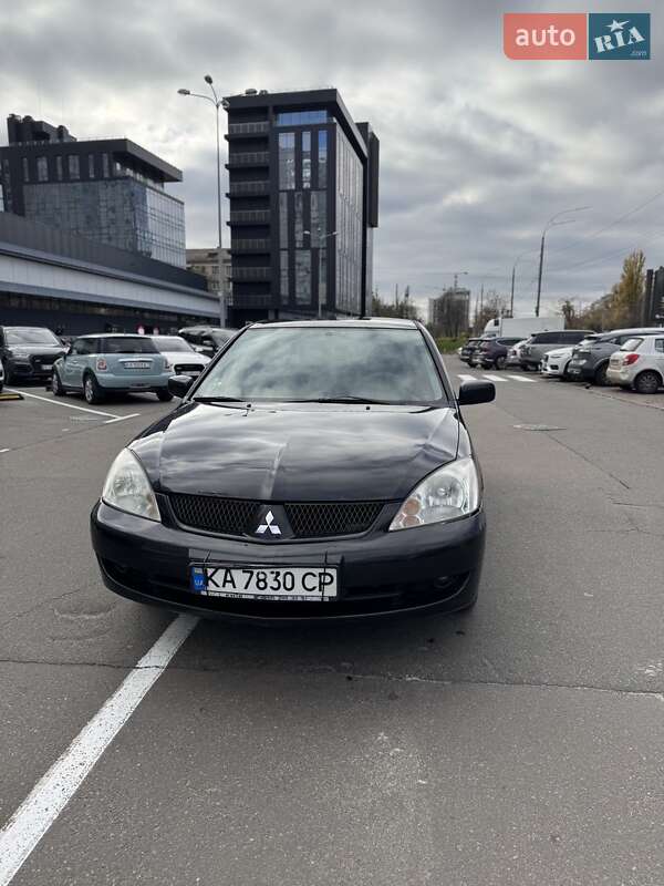 Седан Mitsubishi Lancer 2006 в Києві