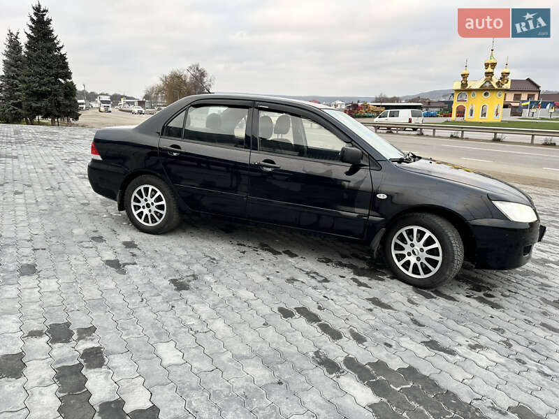Седан Mitsubishi Lancer 2005 в Черновцах фото 4 Седан Mitsubishi Lancer 2005 в Черновцах