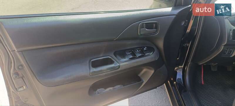 Седан Mitsubishi Lancer 2006 в Одесі
